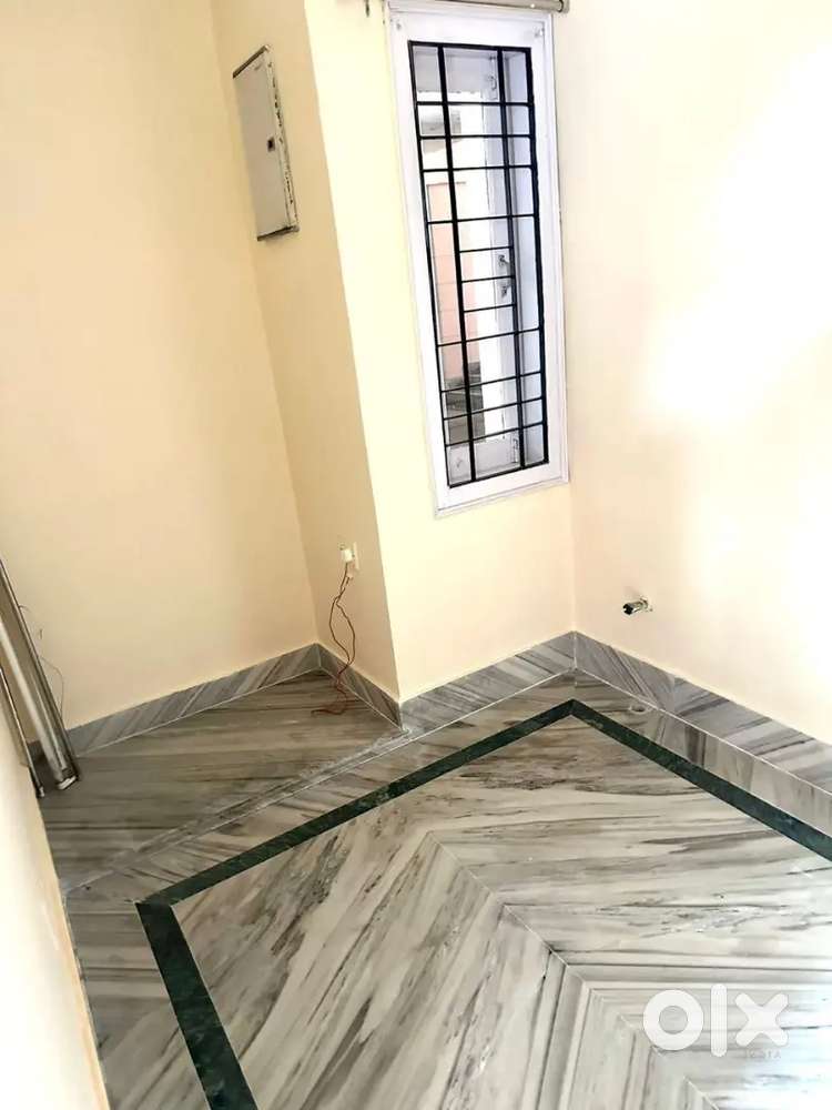 1bhk rcc part in an independent building at Downtown