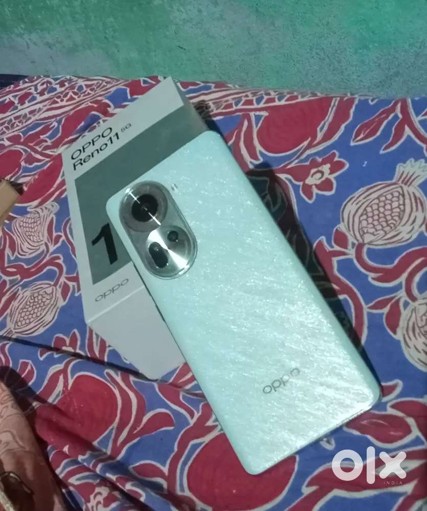 Oppo Reno 11 5G  with 67 w charger Good condition