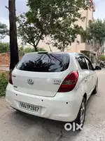 Hyundai i20 Asta 1.2 MT Dual Tone, 2012