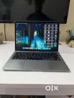 Macbook Air M1; 8GB RAM; 512GB SSD