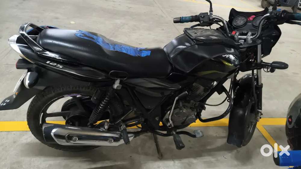 Rerly Used. Well Maintained. New Battery With 4.Year Garranty Card