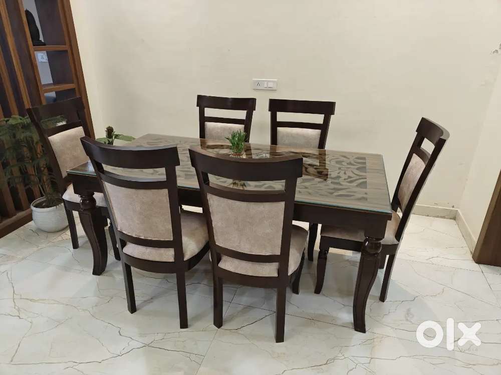 Brand new Six seater Dining table
