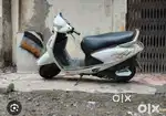 Mane levani che pleasure ke scooty activa i vechvani hoy to message