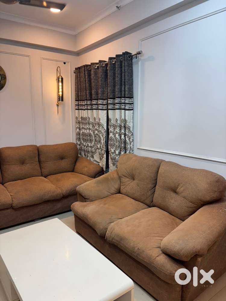 Full size 5 seater sofa very comfortable