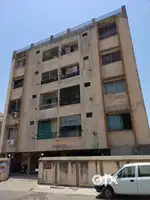 ભાડા ની આવક વાળો, 1 BHK ફ્લેટ વેચવાનો છે.