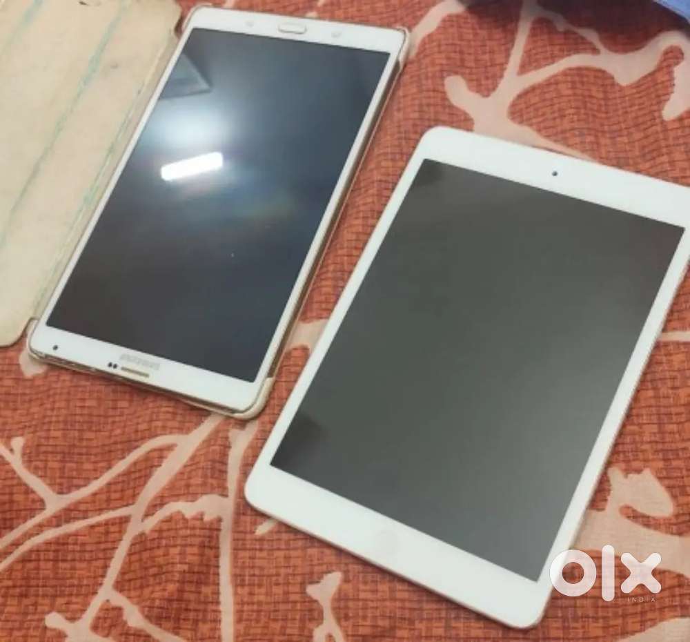 Samsung galaxy and iPad tablet