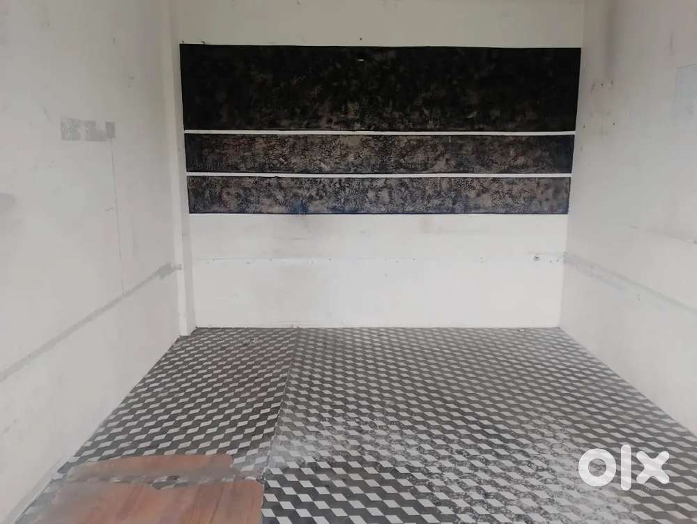 +00sq.ft shop for rent