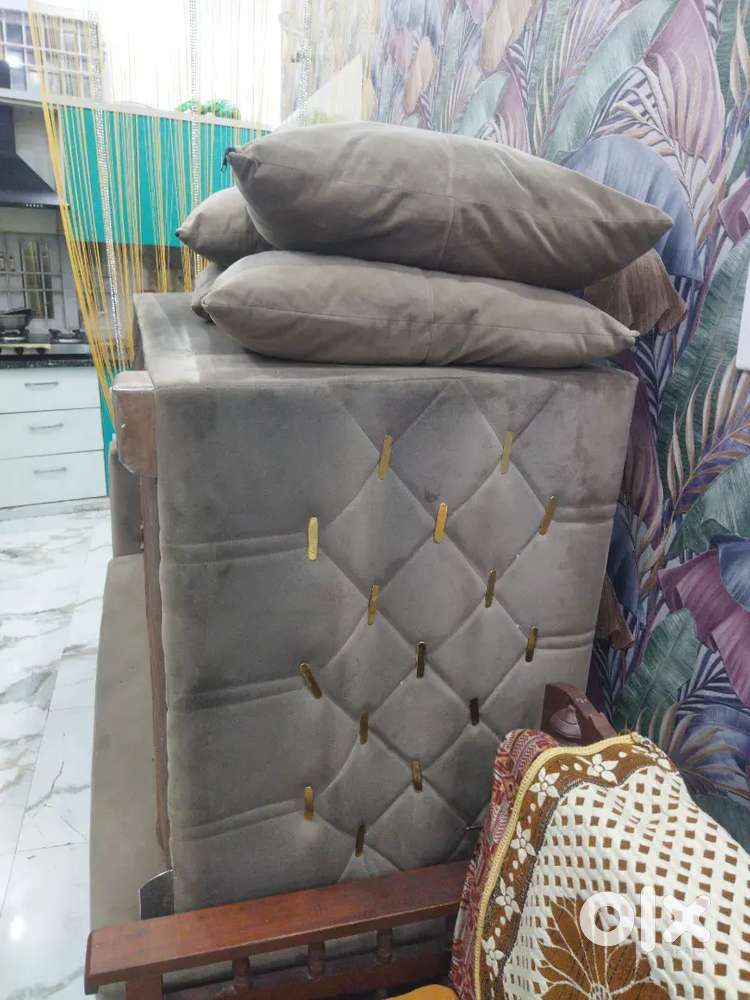 Sofa & dinner table very good condition...