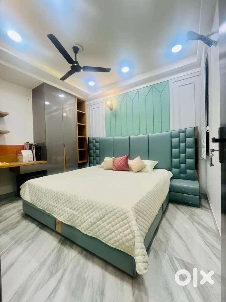 3 bhk 1.2.3. any BHK available Dwarka mor nearby metro