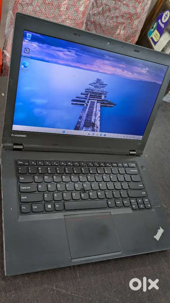 Lenovo 440