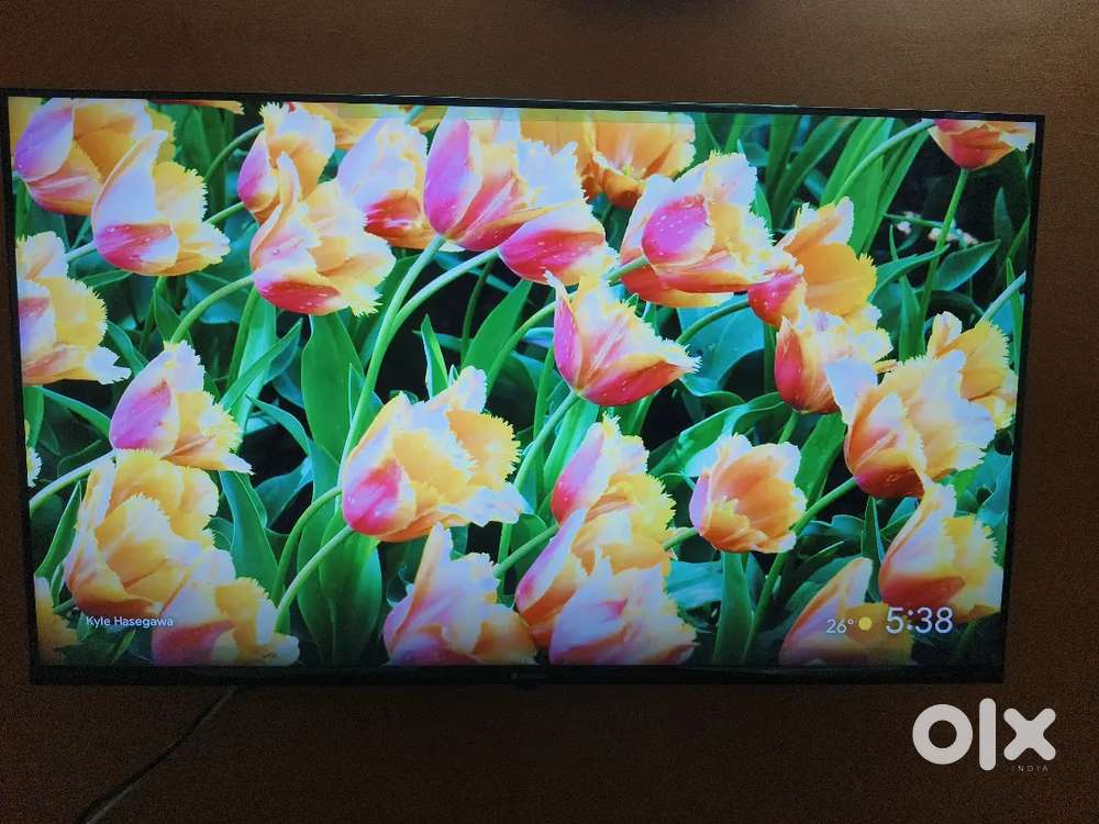 Motorola 43 inch ultra HD LED smart google TV with in built box