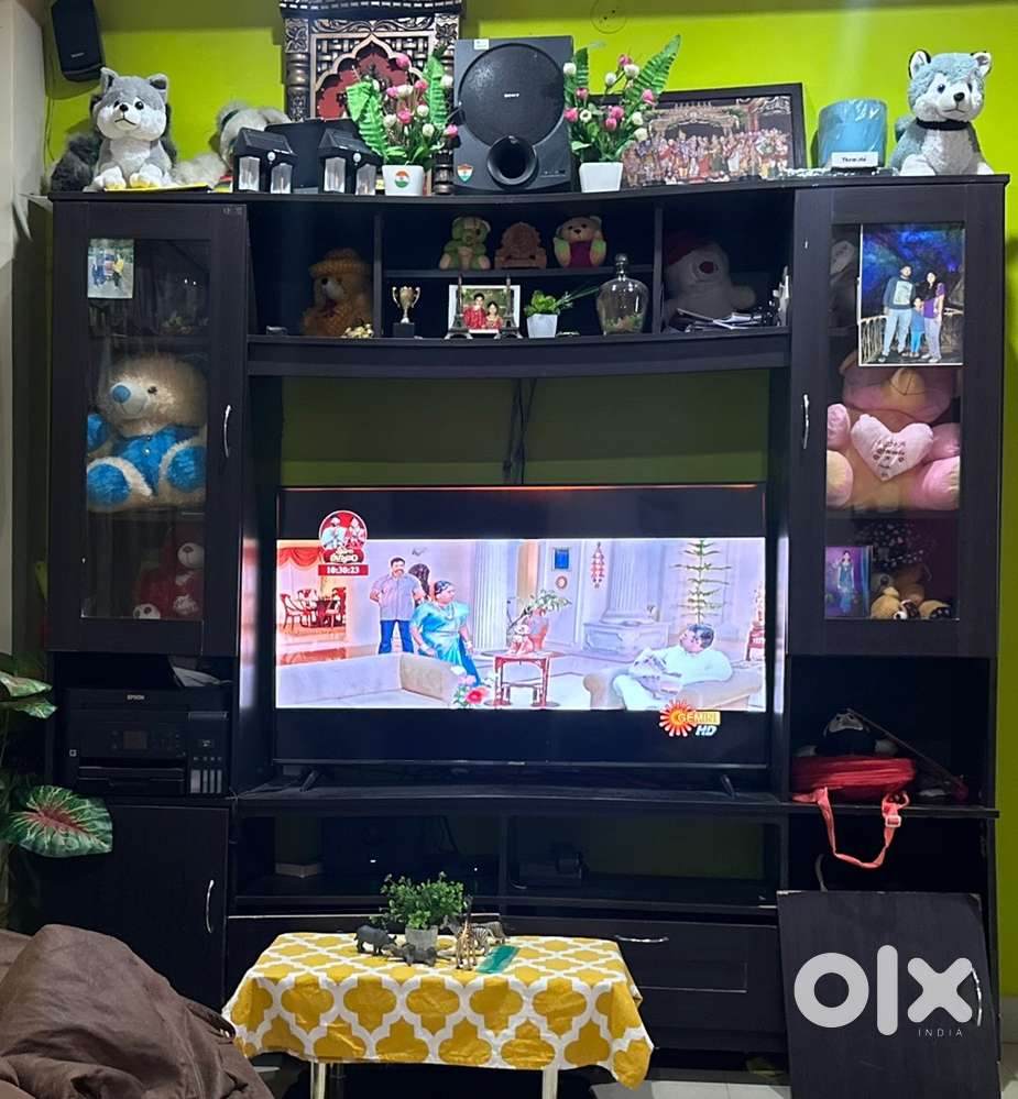 HOME TOWN TV Unit - price negotiate