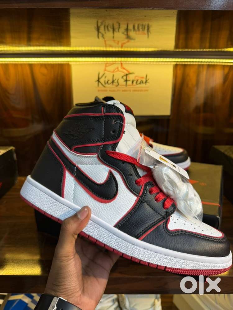 AJ 1 Retro high Bloodline