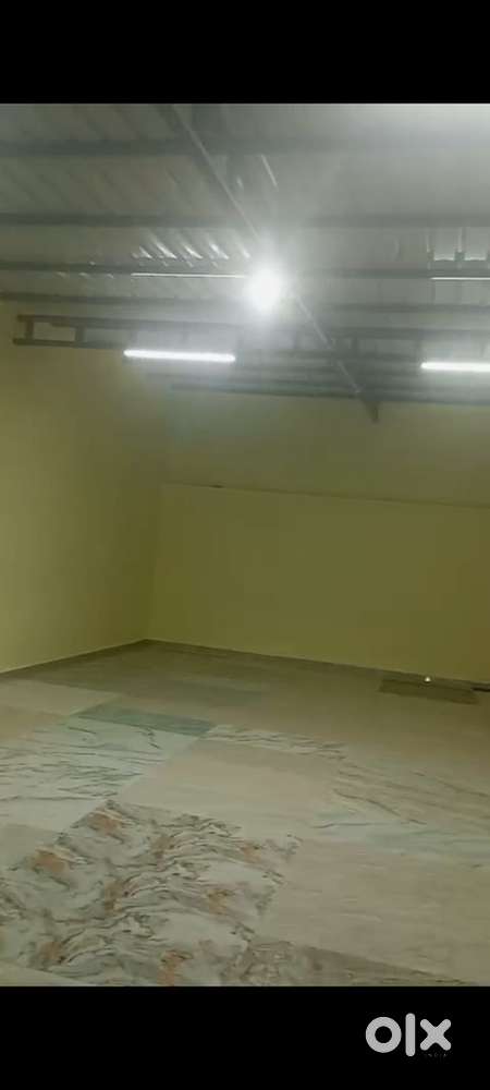 Secure warehouse space in Arcot - Ready for immediate use