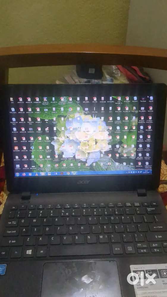 Acer mini laptop 11.6 inch
