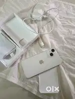 Model iPhone 13 128 GB internal white colour