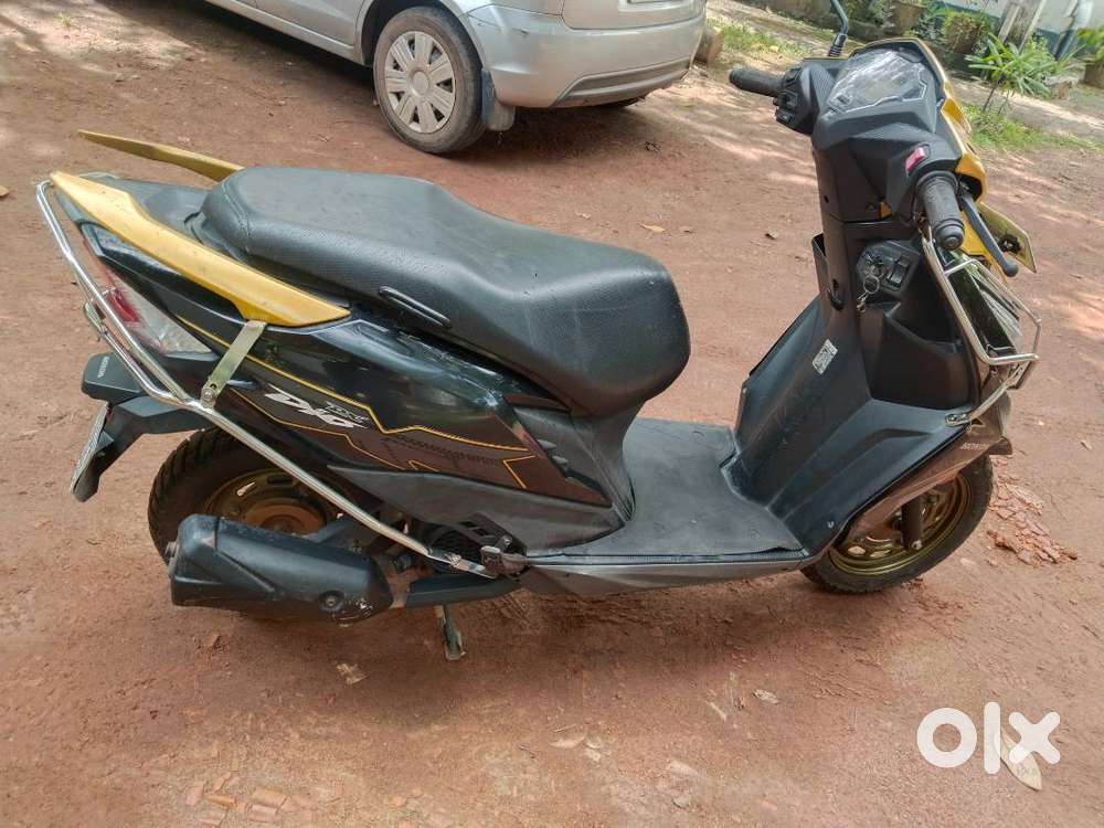 Honda Dio DX