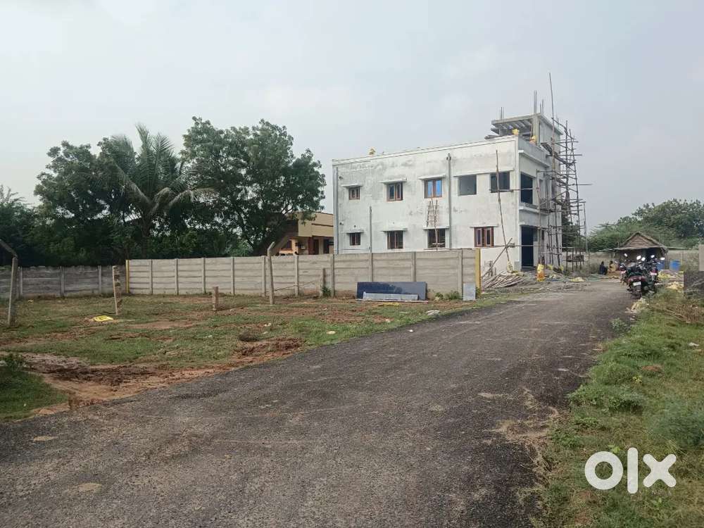 Dheeran Nagar oxford college frent side