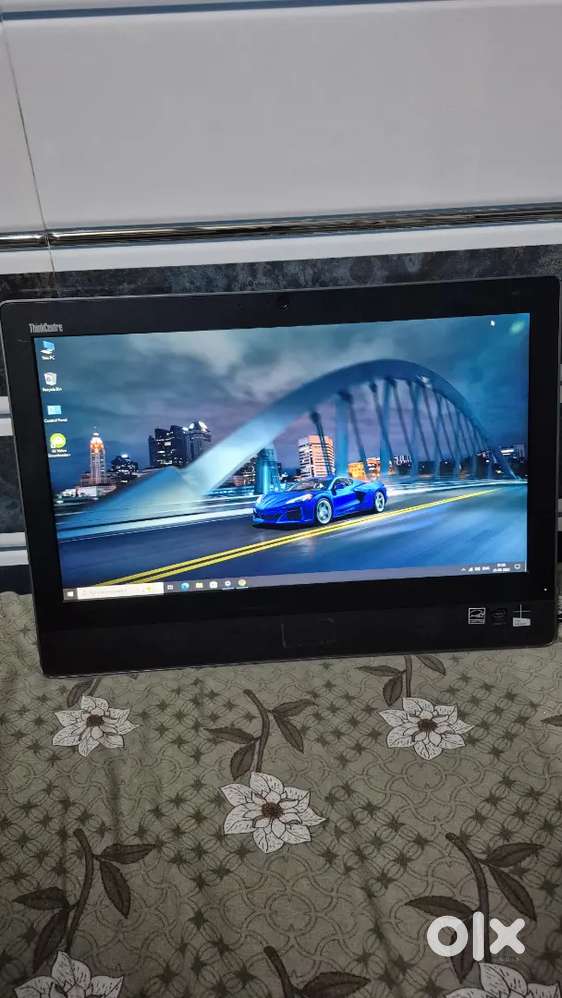Lenovo all in one pc.. and lenovo.docking hub