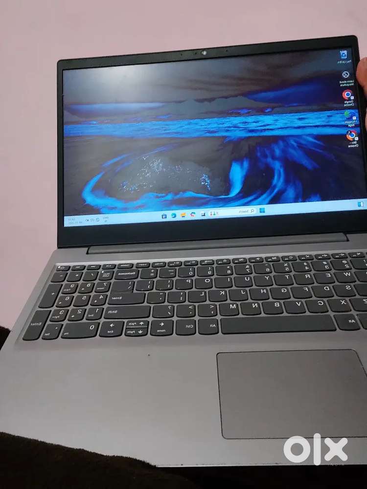 Laptop for Sale - Lenovo (AMD A6, 4GB RAM, 1TB HDD)