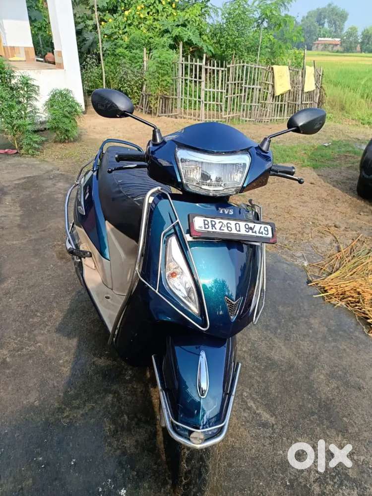 TVS Jupiter (125cc) in Neavy Blue colour