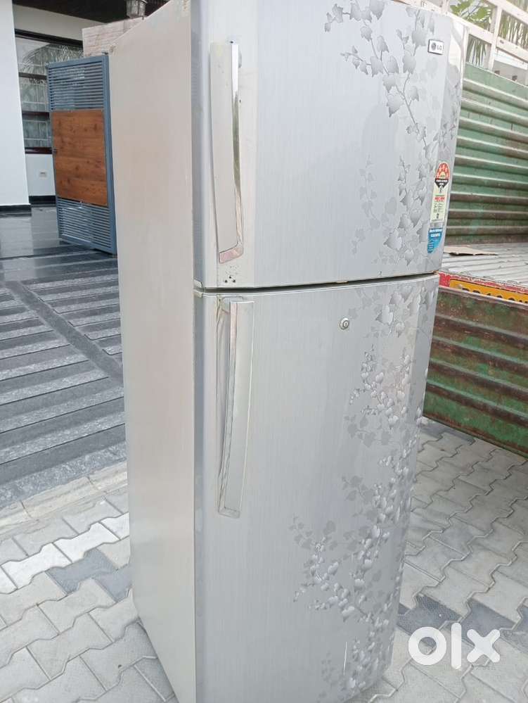 LG Double Door Fridge 320L Frost Free, Excellent Condition  ₹15,000