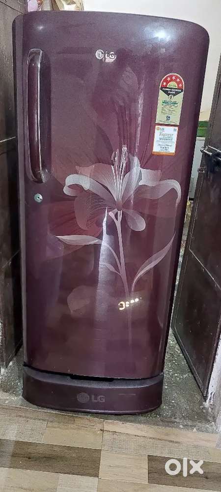 LG Old fridge 190 litres for Sell at 3000