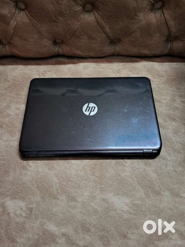 hp laptop i3 4gb ram 512gb ssd in great working condition