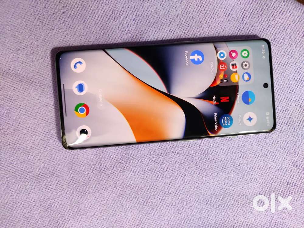 One plus 11r 5g 128gb exchange availble with iphone model 13 and above