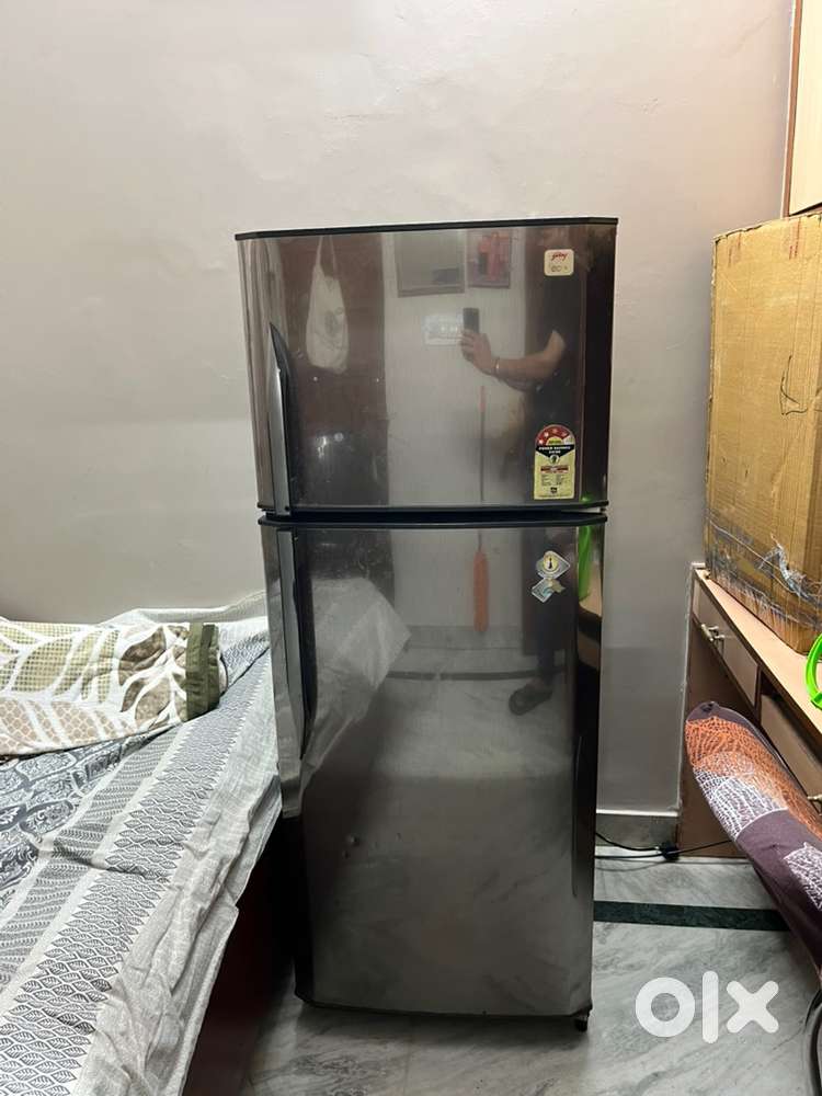 Godrej Eon 4 star Fridge