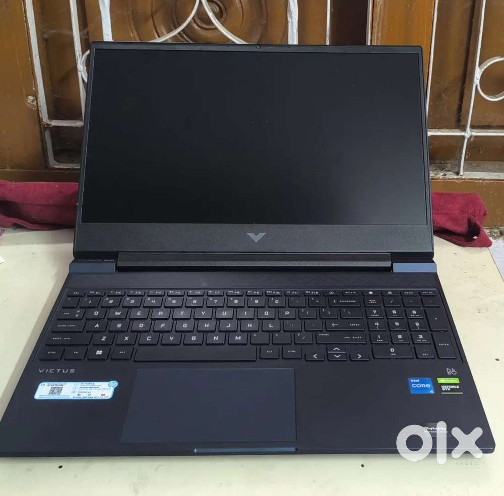 Hp victus laptop , sony 7r2 camera