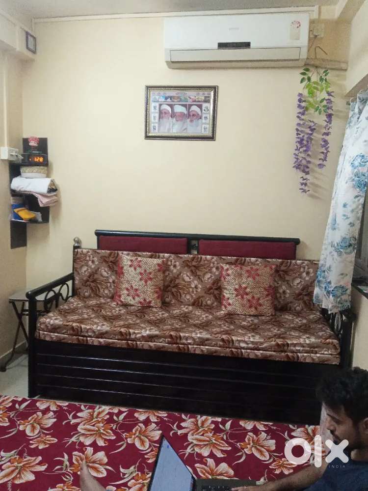 2Bhk total 2 flats on rent opposite to each other well furnished