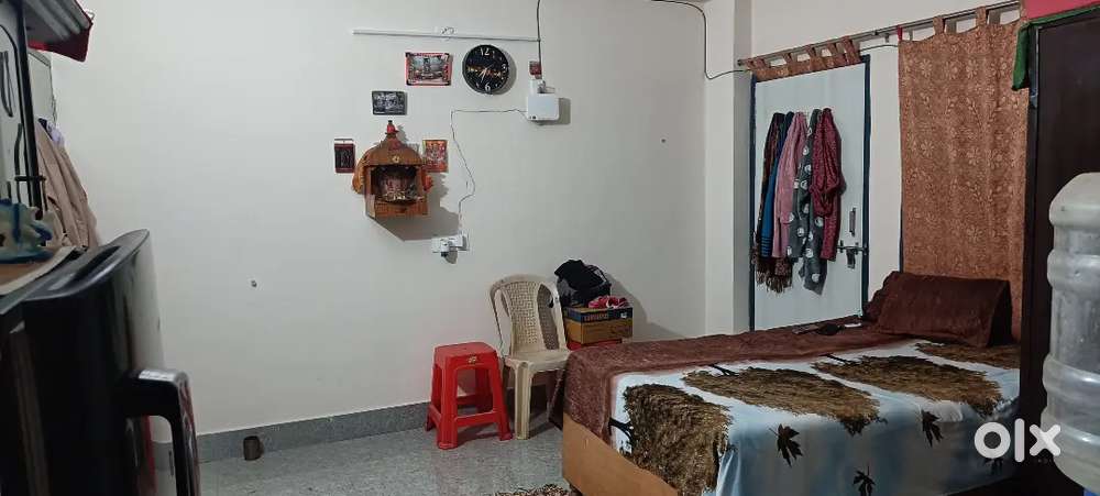 Female Looking for a female roommate.