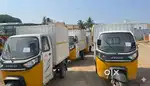 Delivery person come Three wheeler auto driver