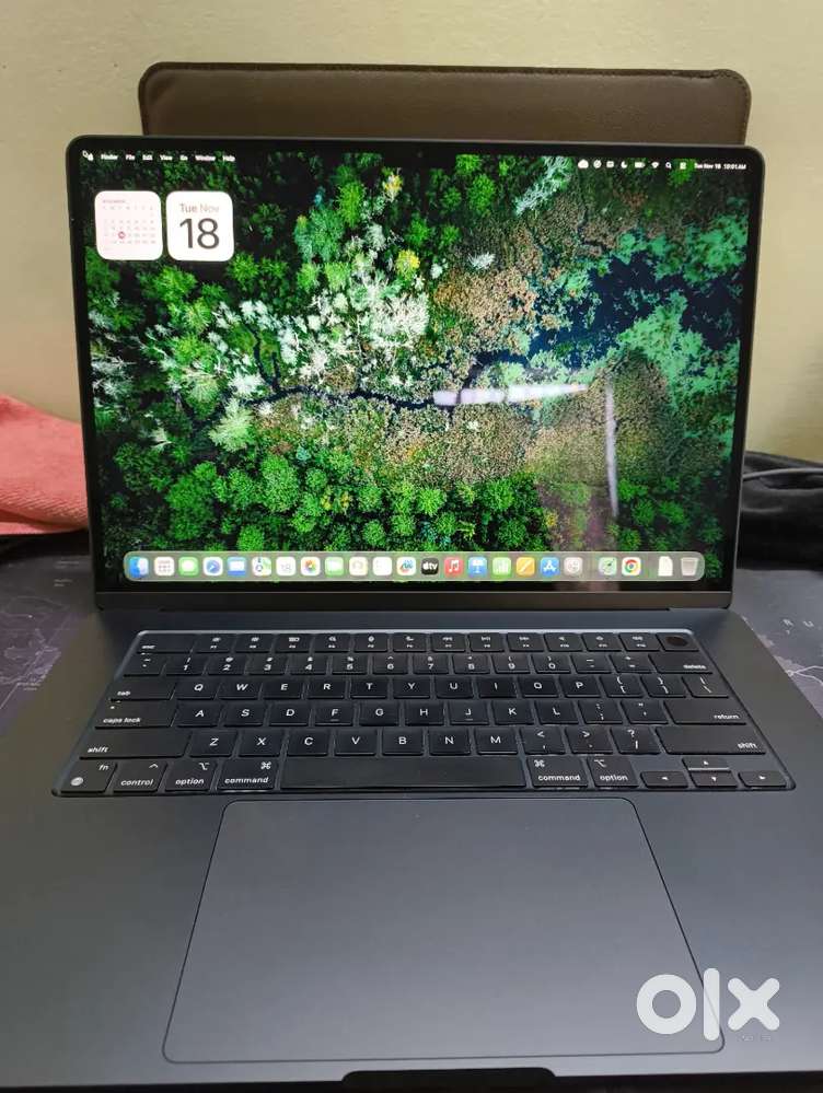 Macbook Air M3 15 inch