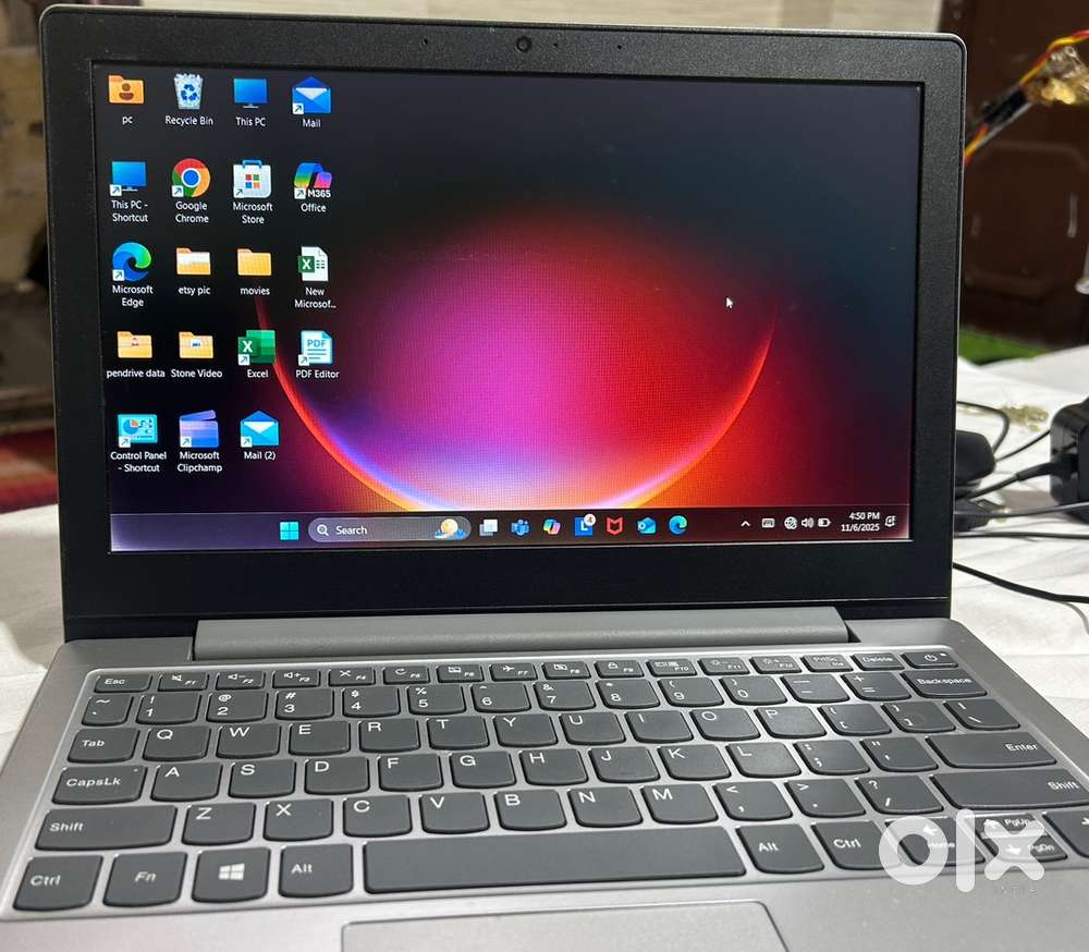 lenovo leptop 4 year old window 10