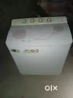 Lloyd washing machine