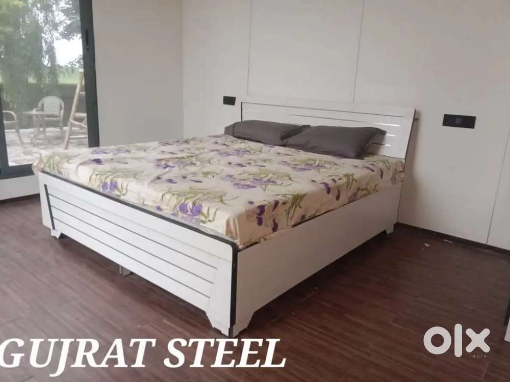 Brand new queen size box bed 6/5