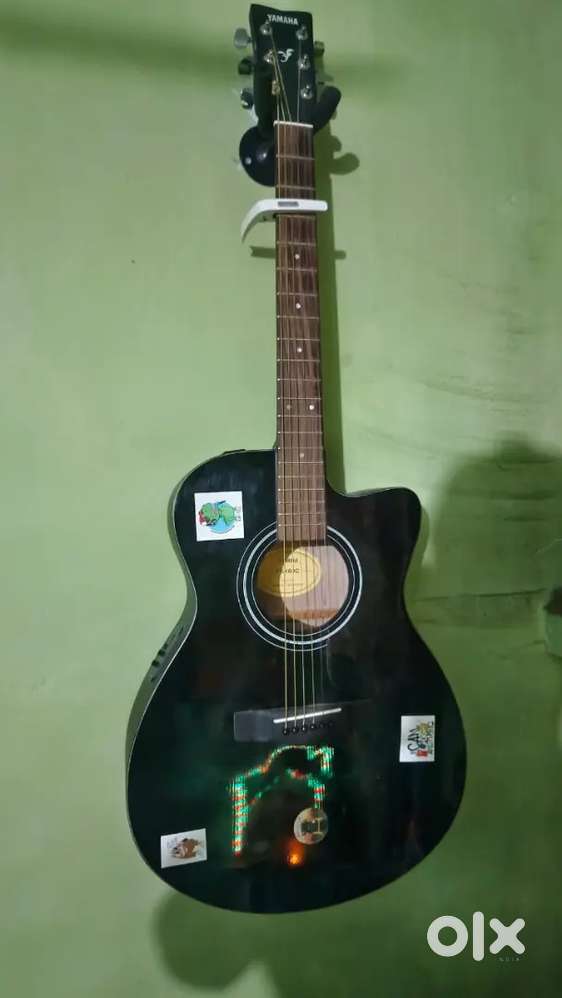 Guitar yamaha