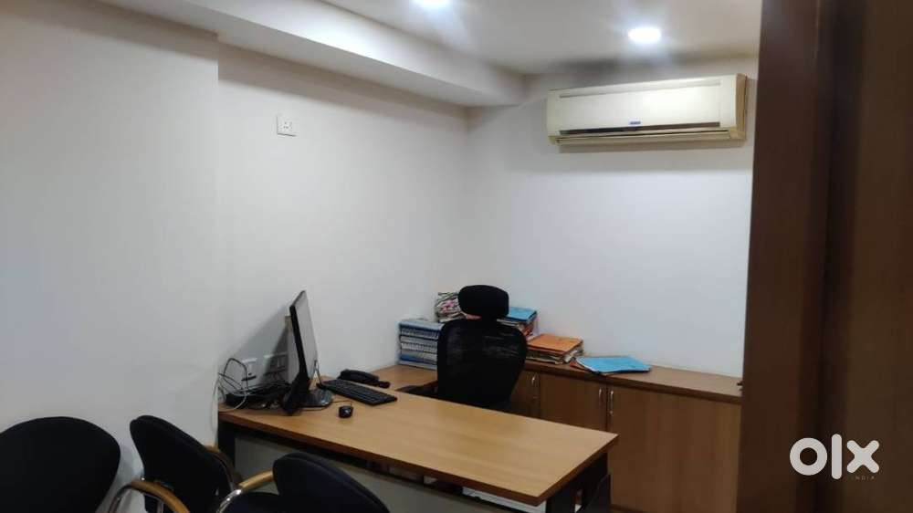 For Rent 1090Sq.fit Fully Furnished Office