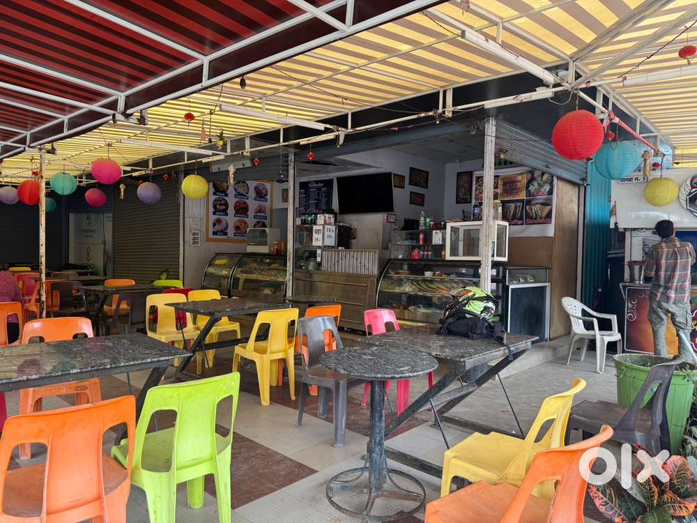 Running Tea Coffee Shop