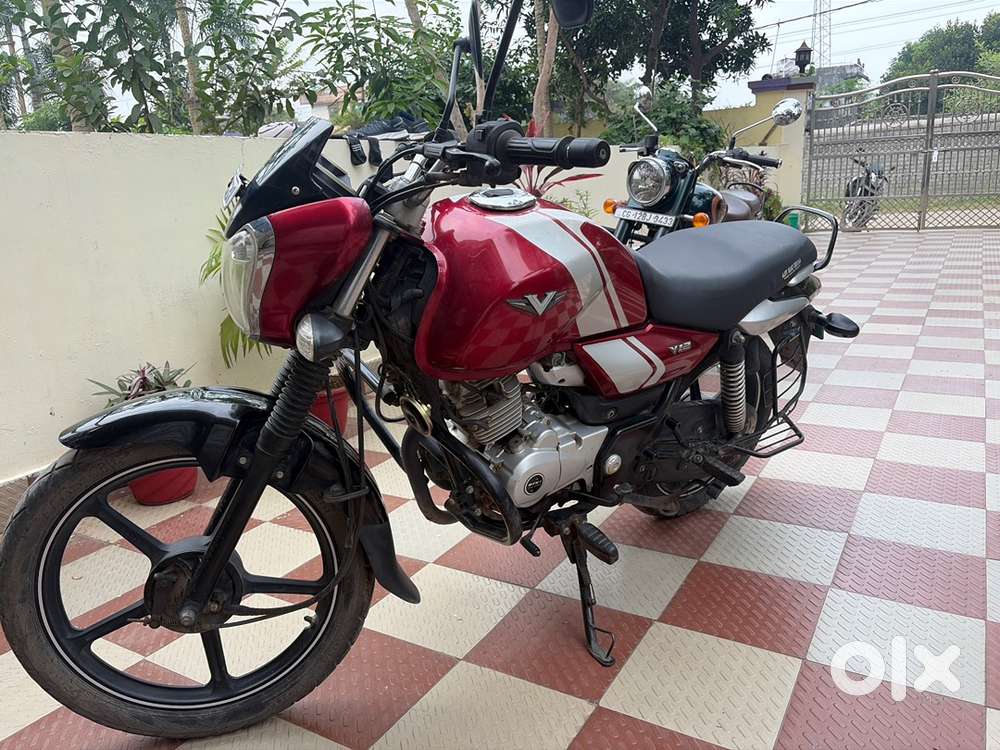 BS4 2017 model, very efficient mileage-47Km/l , only 31000km runn.