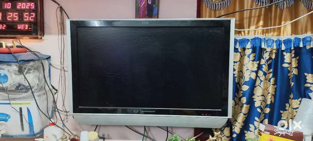 NICE TV 42' LCD