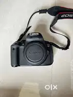 Canon 700d body