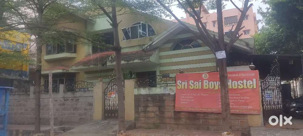 Boys hostel near santhi nagar at reasonable fees