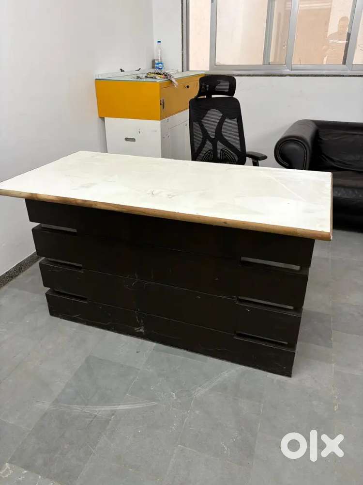 Total office furniture and brand sofa