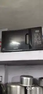 *Samsung microwave oven.*