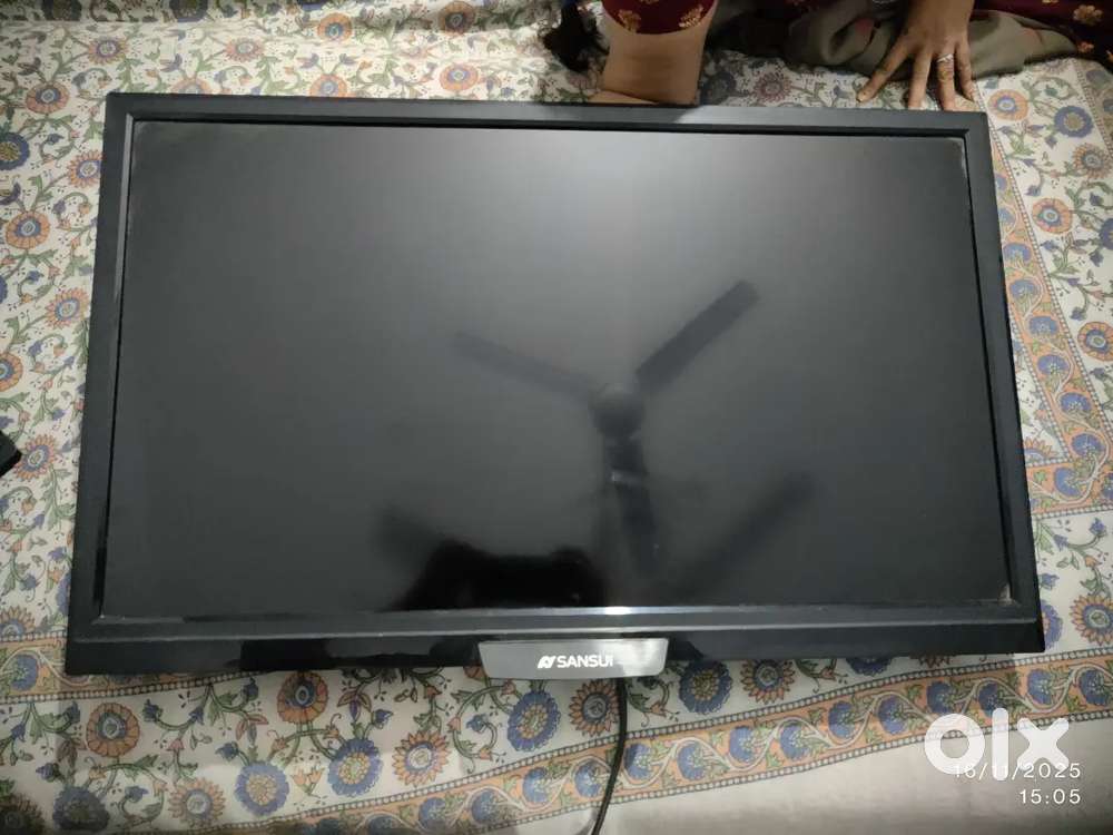 Sell selara LED tv 32 inches with remote good working no problem