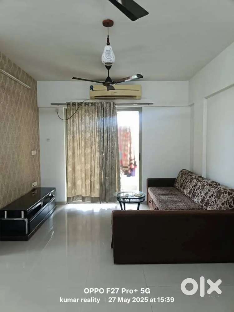 2 bhk furnished flat available in casa Rio palava city lodha