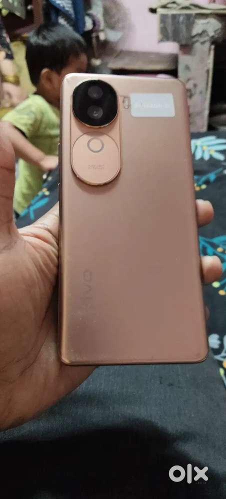 Vivo 40E 8gb ram 256gb internal bill box available hai